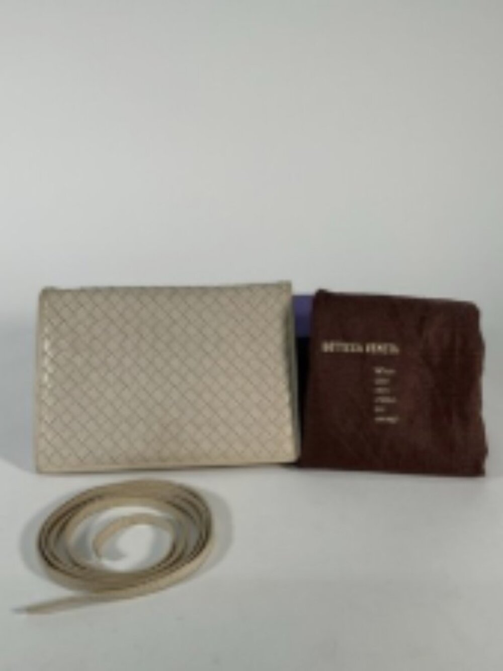 Vintage Botega Veneta Leather Offwhite Cluth Purse With Dust Bag And Strap